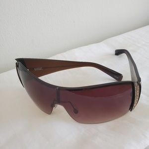 NWOT Badgley Mischka Brown Wrap-around Sunglasses w Champagne Crystals @ Temples